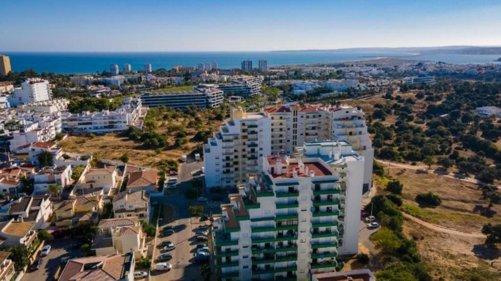 אלבור Cozy Sunny Apartment Wi-Fi & Ac מראה חיצוני תמונה